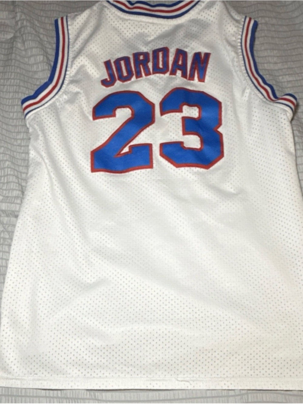 Vintage Tune squad Michael Jordan jersey - Picture 2 of 5